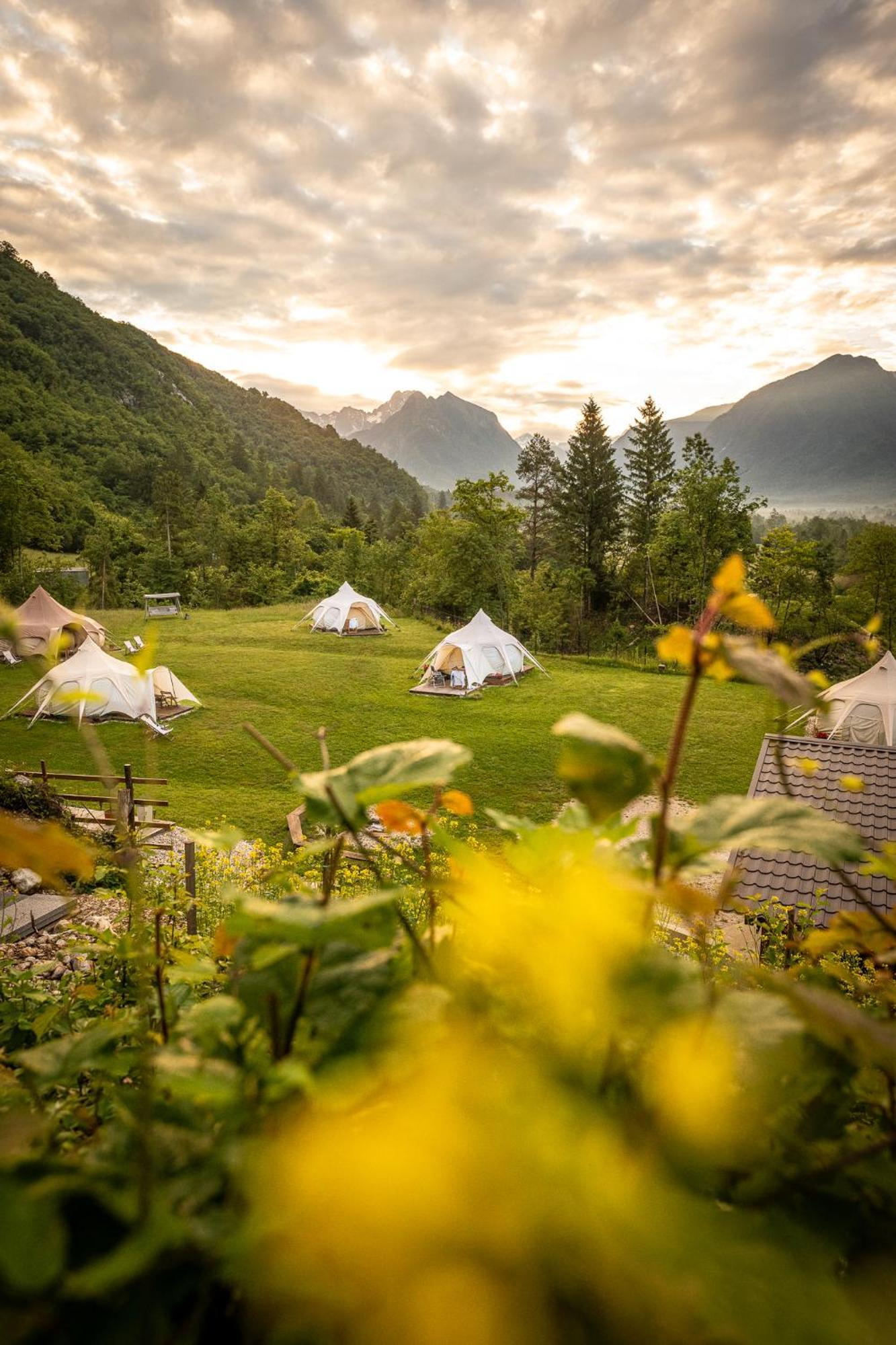 Glamping Gozdna Jasa Hotel Bovec Exterior photo